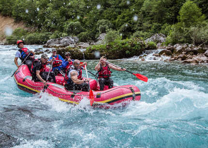 Rafting Tarom - Doživite adrenalin i nezaboravne uspomene na nabujaloj reci Tari i njenim brzacima 