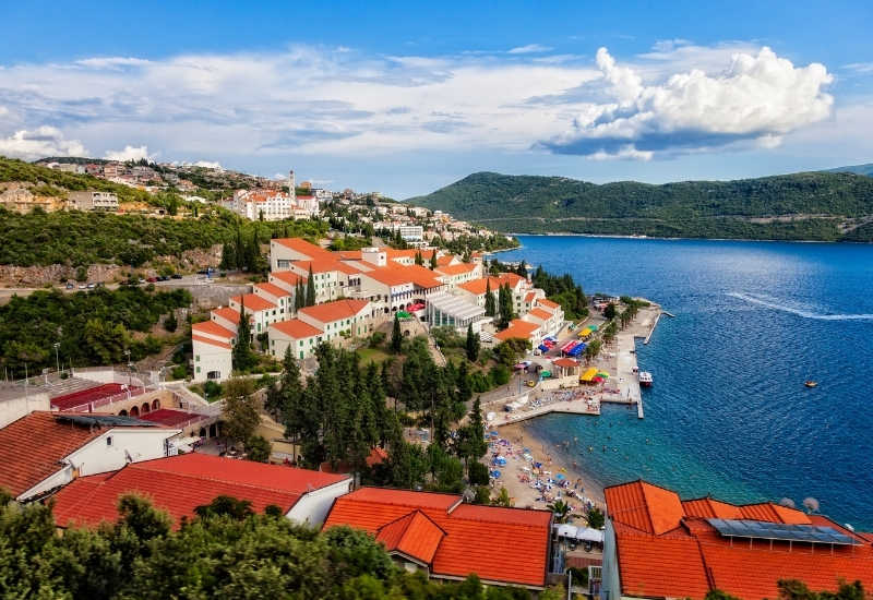 2021/06/images/tour_790/neum1.jpg
