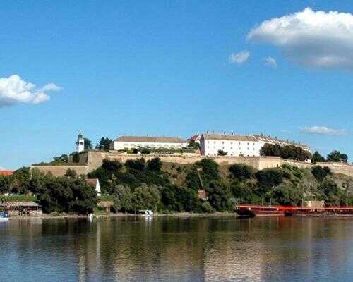 2025/03/images/tour_1862/petrovaradin-940-large.jpg