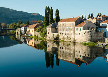 Trebinje sa fakultativnom posetom manastirima Tvrdoš, Hercegovačka Gračanica i Dubrovniku 1 noćenje, 3 dana