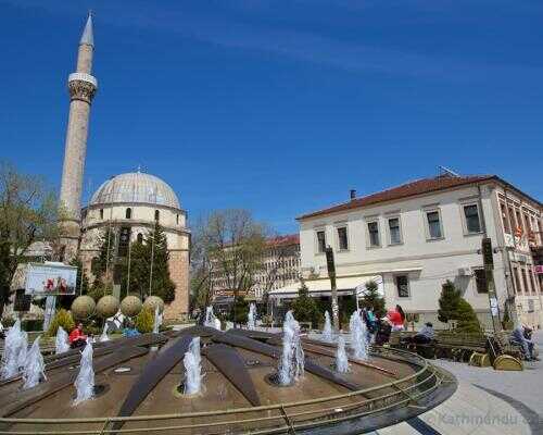 2024/10/images/tour_1706/650092-vergina-sun-fountain-magnolia-square-bitola-macedonia-large.jpg