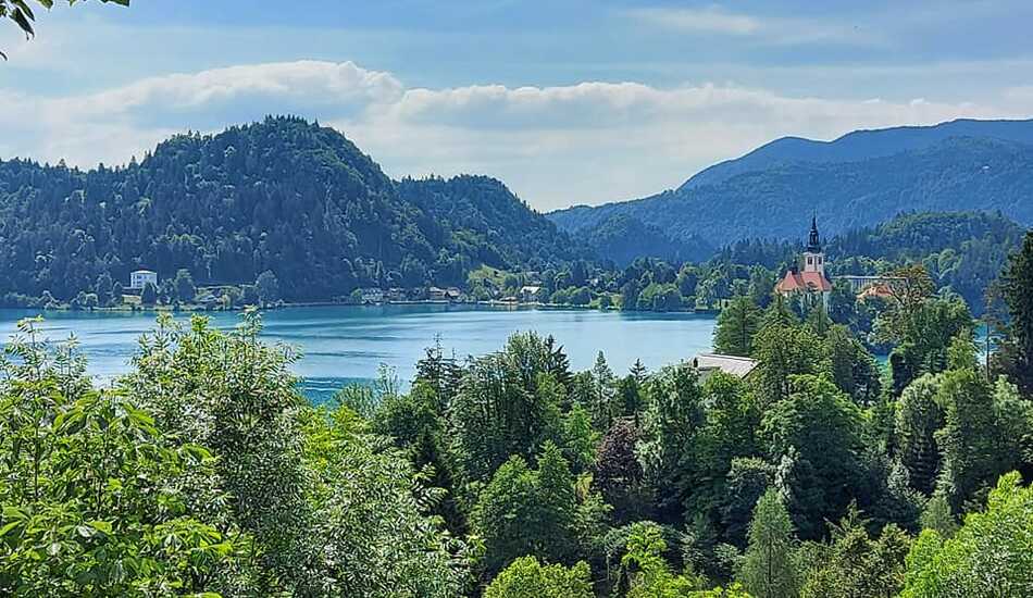 2023/09/images/tour_1357/bled2.jpg
