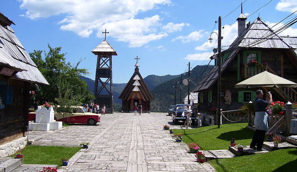 2019/12/images/tour_674/Drvengrad.jpg