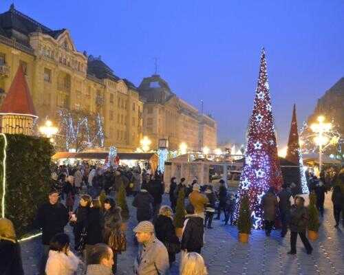 2025/11/images/tour_1656/targ-de-craciun-large.jpg
