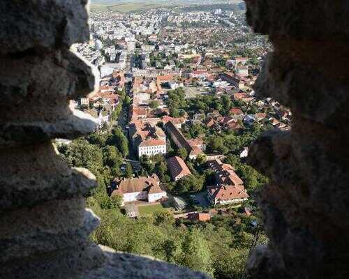2025/04/images/tour_1895/2237d5ed28e86cf7e266b578fe6c78dc163275-large.jpeg