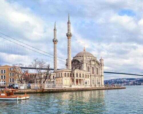 2025/08/images/tour_2003/istanbul15102025-3-large.jpg
